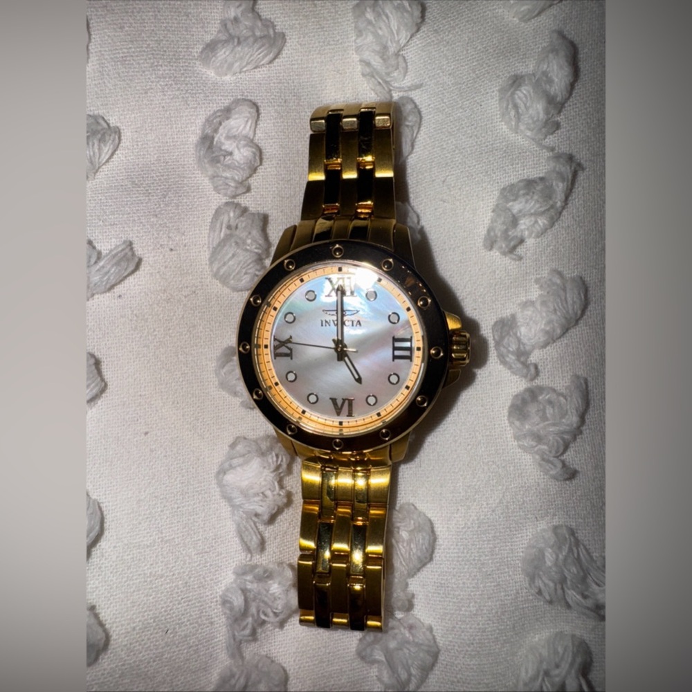 INVICTA ANGEL Women's Quartz Watch Pearl Dial, Gold Tone Bracelet